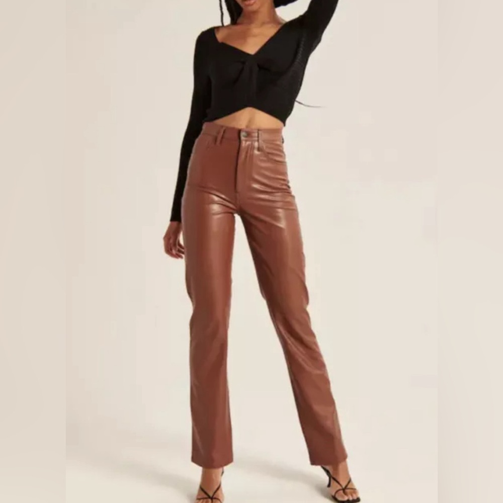 Abercrombie & Fitch vegan leather 90s pants 33/16